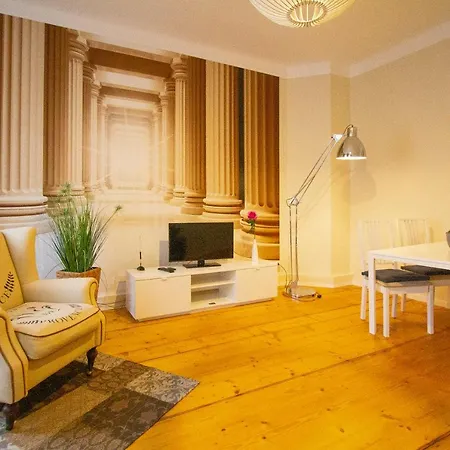 Cozy Domicile Center South